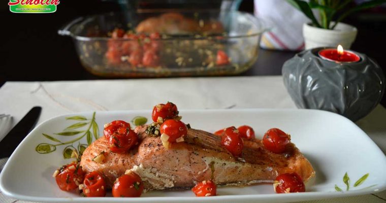 Salmon dengan Salsa Tomat panggang by Dapur Sinolin