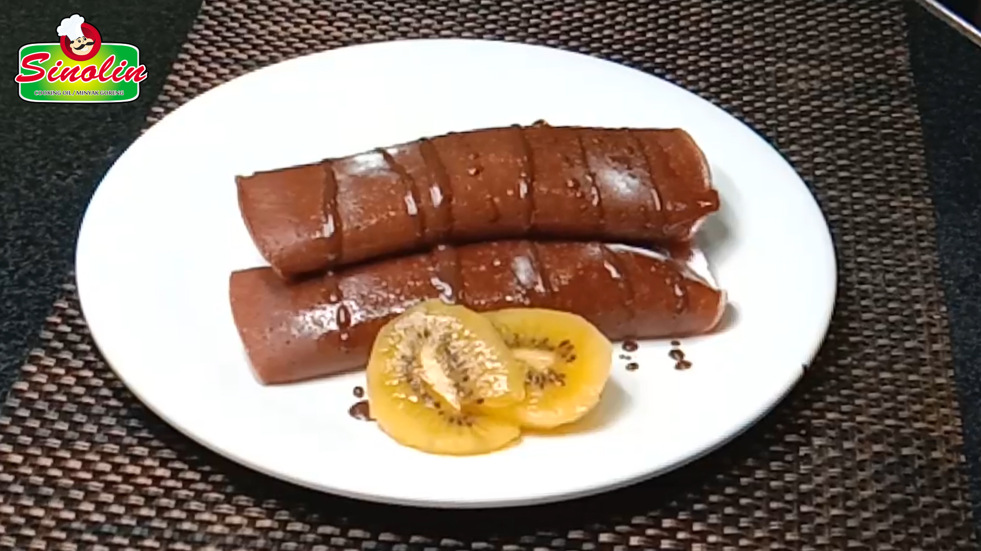 Krepes Coklat dengan Kiwi Oleh Dapur Sinolin